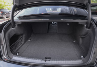 Подержанный автомобиль Audi A6 Sedan 2020 года (33 фото)
