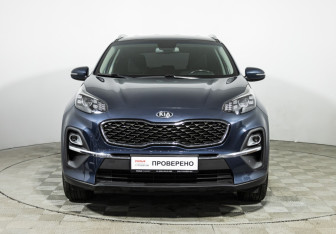 Подержанный автомобиль Kia Sportage 2021 года (2 фото)