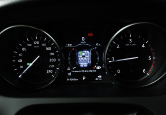 Подержанный автомобиль Land Rover Discovery Sport 2018 года (12 фото)