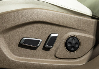 Подержанный автомобиль Voyah Free 2021 года (16 фото)