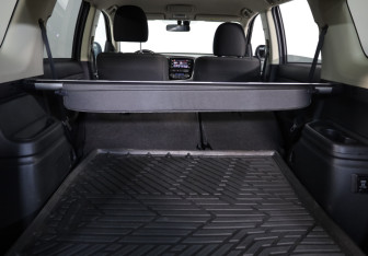 Подержанный автомобиль Mitsubishi Outlander 2018 года (16 фото)