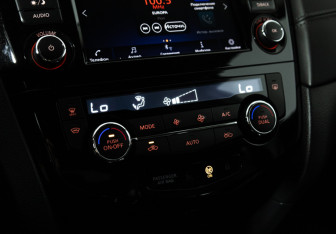 Подержанный автомобиль Nissan Qashqai 2021 года (17 фото)