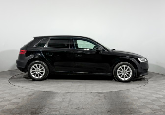 Подержанный автомобиль Audi A3 Hatchback 2013 года (4 фото)