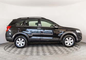 Подержанный автомобиль Chevrolet Captiva 2012 года (4 фото)