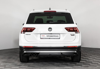Подержанный автомобиль Volkswagen Tiguan 2017 года (7 фото)