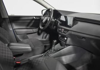 Подержанный автомобиль Skoda Rapid Liftback 2020 года (12 фото)