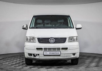 Подержанный автомобиль Volkswagen Transporter Van 2009 года (2 фото)