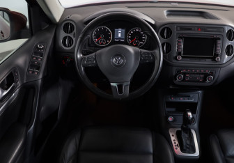 Подержанный автомобиль Volkswagen Tiguan 2013 года (9 фото)