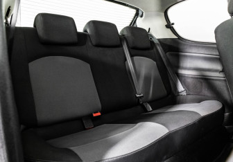 Подержанный автомобиль Peugeot 206 Hatchback 2008 года (14 фото)