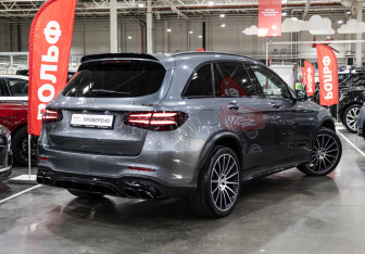Подержанный автомобиль Mercedes-Benz GLC AMG 2016 года (7 фото)