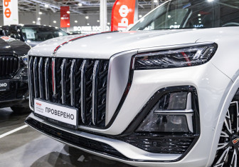 Подержанный автомобиль Hongqi HS5 2024 года (2 фото)