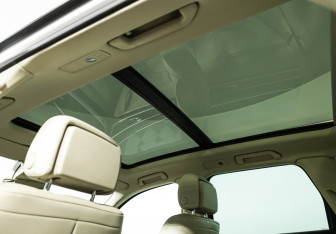 Подержанный автомобиль Volkswagen Touareg 2013 года (15 фото)