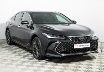 Подержанный автомобиль Toyota Avalon 2022 года (3 фото)