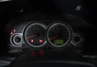 Подержанный автомобиль Ford Escape 2008 года (11 фото)