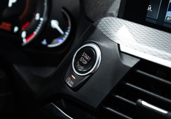 Подержанный автомобиль BMW X3 2018 года (27 фото)