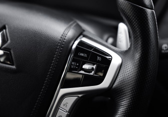 Подержанный автомобиль Mitsubishi Pajero Sport 2021 года (13 фото)