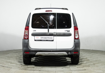 Подержанный автомобиль LADA (ВАЗ) Largus Wagon 2017 года (6 фото)