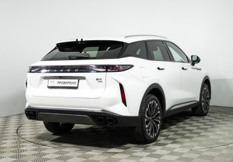 Подержанный автомобиль Exeed RX 2023 года (5 фото)