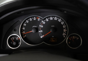 Подержанный автомобиль Opel Meriva 2007 года (13 фото)