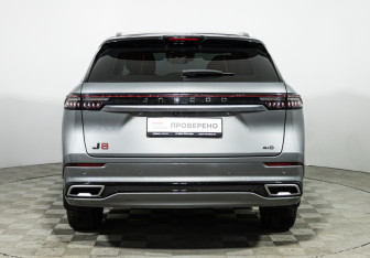 Подержанный автомобиль Jaecoo J8 2024 года (6 фото)