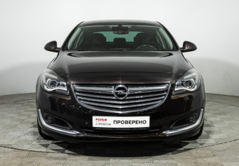 Подержанный автомобиль Opel Insignia Sedan 2013 года (2 фото)