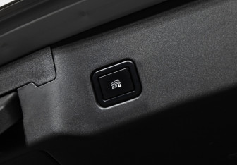 Подержанный автомобиль Changan UNI-V 2024 года (25 фото)