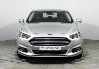 Подержанный автомобиль Ford Mondeo Sedan 2016 года (2 фото)