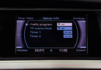 Подержанный автомобиль Audi A5 Coupe 2010 года (12 фото)