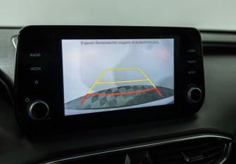 Подержанный автомобиль Hyundai Santa Fe 2021 года (16 фото)