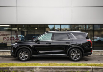 Подержанный автомобиль Hyundai Palisade 2021 года (9 фото)