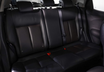 Подержанный автомобиль Nissan Juke 2011 года (25 фото)