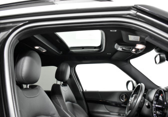 Подержанный автомобиль MINI Countryman 2021 года (22 фото)