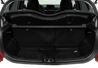 Подержанный автомобиль Kia Picanto 2022 года (18 фото)