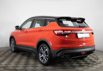 Подержанный автомобиль Geely Coolray 2022 года (7 фото)