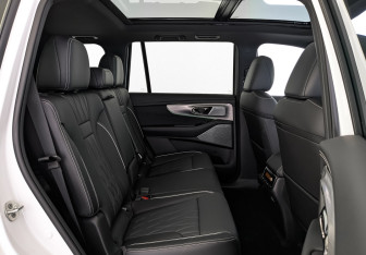 Новый GAC GS8 2025 (12 фото)