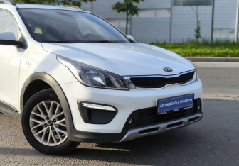 Подержанный автомобиль Kia Rio Hatchback 2019 года (7 фото)