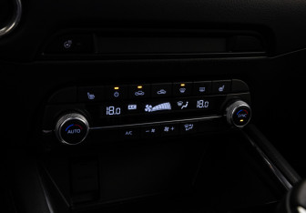 Подержанный автомобиль Mazda CX-5 2021 года (17 фото)
