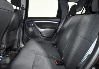 Подержанный автомобиль Renault Duster 2020 года (12 фото)