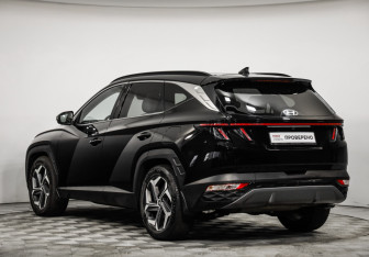 Подержанный автомобиль Hyundai Tucson 2021 года (7 фото)