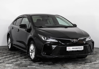Подержанный автомобиль Toyota Corolla Sedan 2019 года (3 фото)