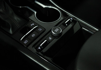 Подержанный автомобиль Kia K5 2020 года (17 фото)