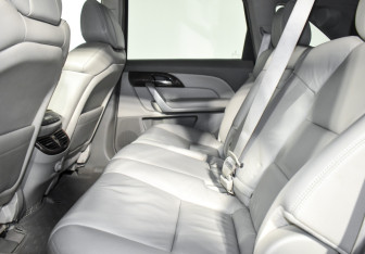 Подержанный автомобиль Acura MDX 2011 года (12 фото)