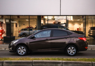 Подержанный автомобиль Hyundai Solaris Sedan 2014 года (9 фото)