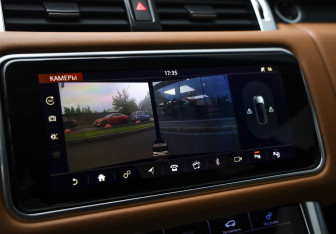 Подержанный автомобиль Land Rover Range Rover Sport 2021 года (23 фото)