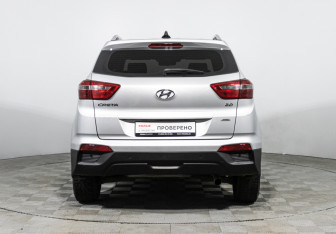 Подержанный автомобиль Hyundai Creta 2017 года (6 фото)