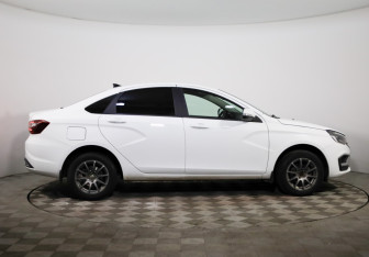 Подержанный автомобиль LADA (ВАЗ) Vesta Sedan 2023 года (4 фото)