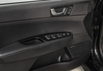 Подержанный автомобиль Kia Optima Sedan 2018 года (22 фото)