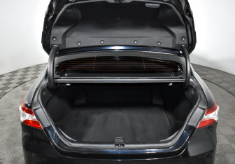 Подержанный автомобиль Toyota Camry Sedan 2021 года (20 фото)