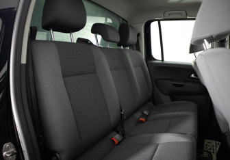 Подержанный автомобиль Volkswagen Amarok 2012 года (18 фото)
