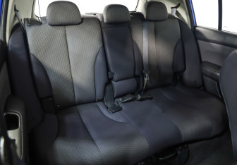 Подержанный автомобиль Nissan Tiida Hatchback 2008 года (18 фото)